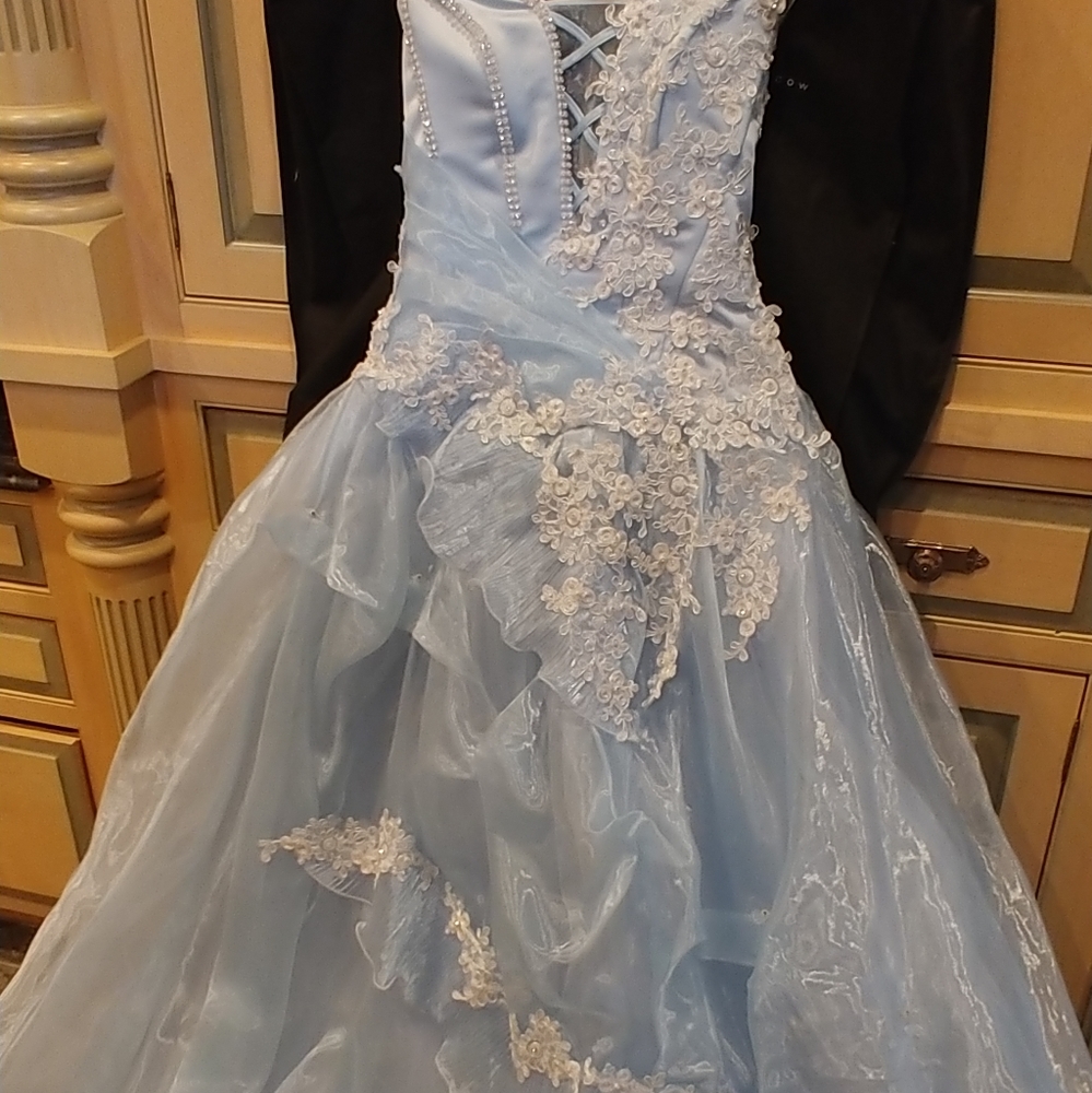 Dress for prom or wedding